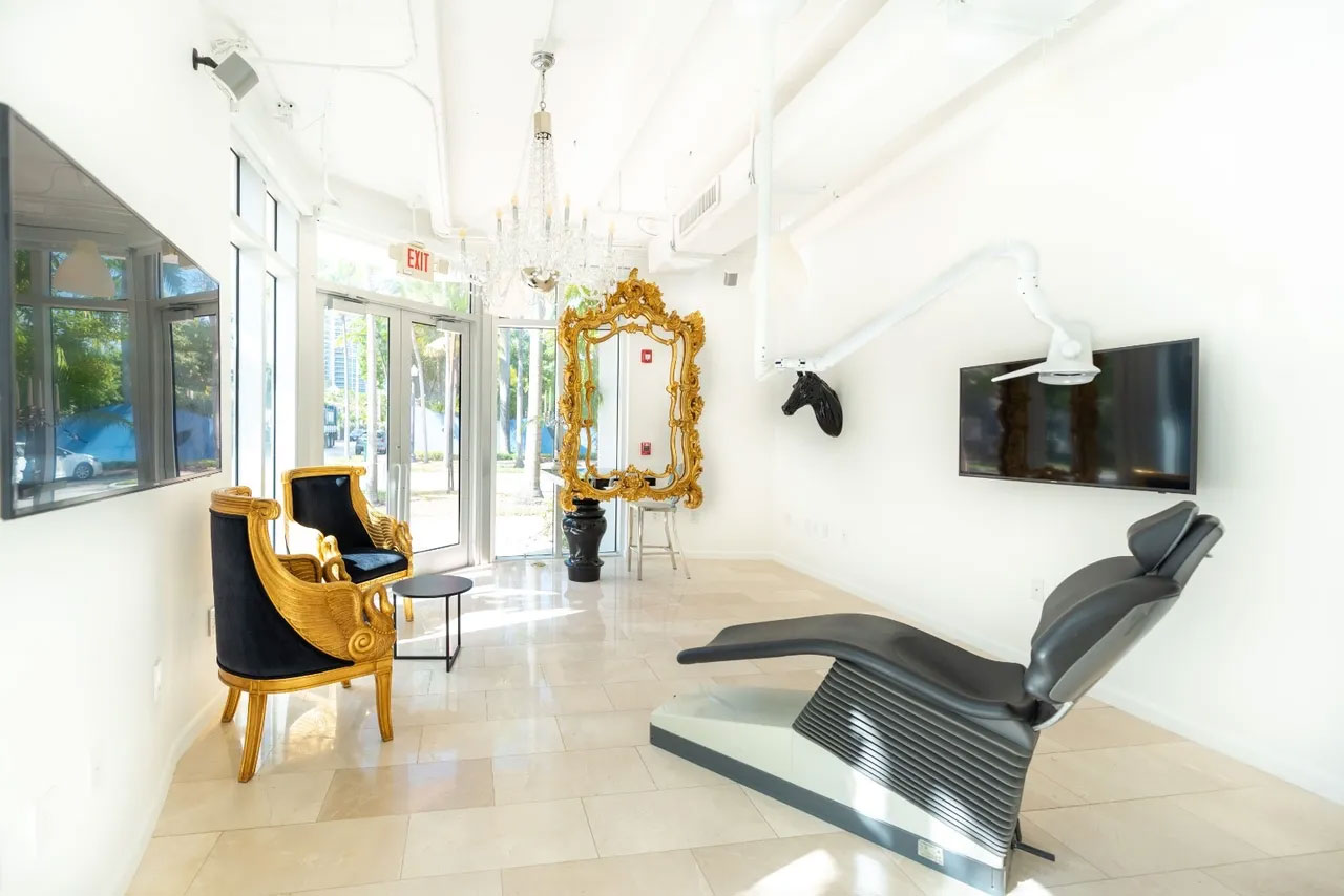 Dentist in Miami Beach